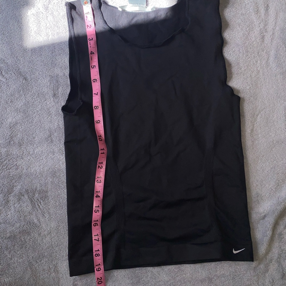 *SOLD* Nike Contour Tank